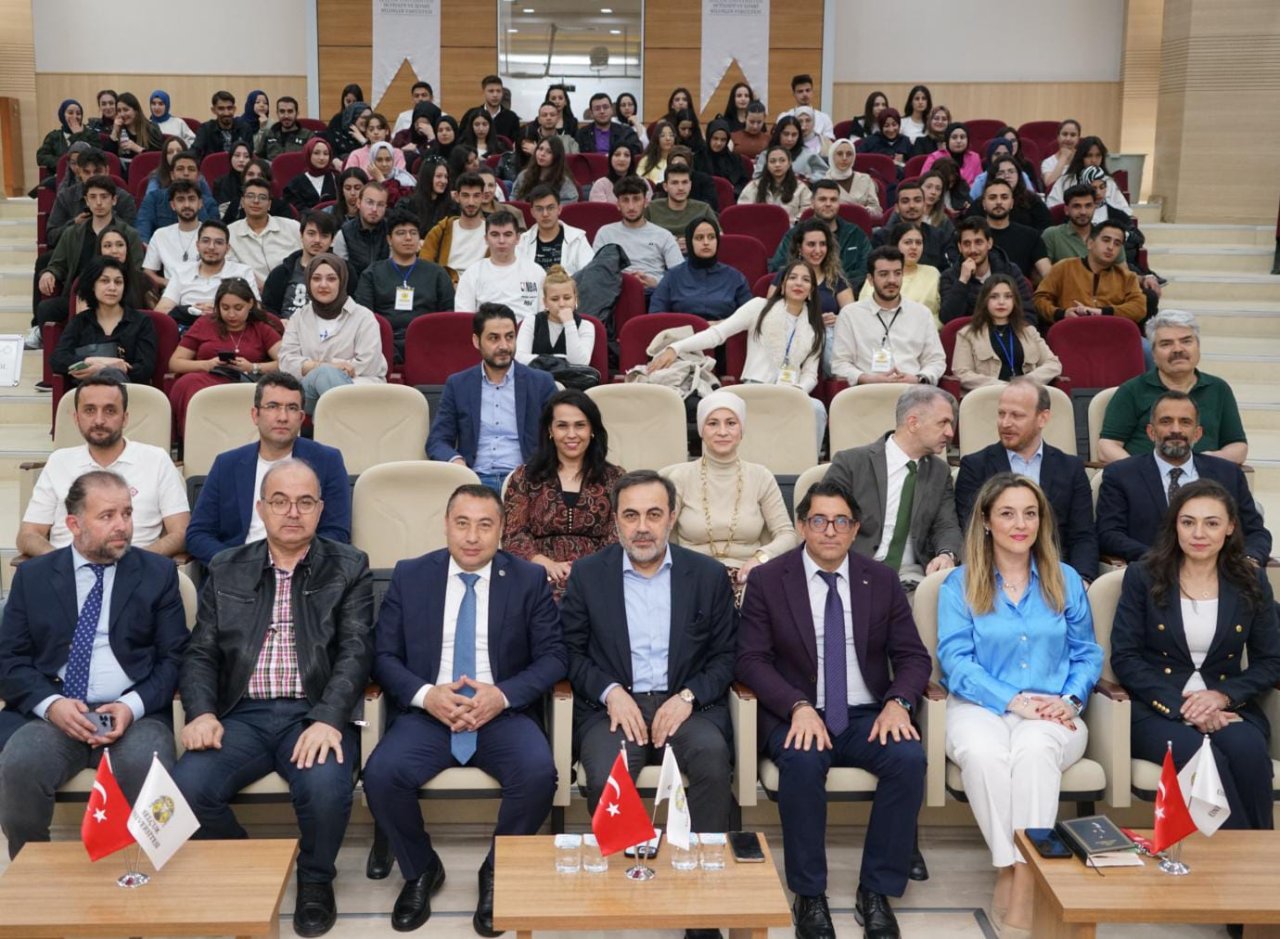 ÖZTÜRK: HEDEFİNİZ BÜYÜK,  İNANCINIZ SAĞLAM OLSUN