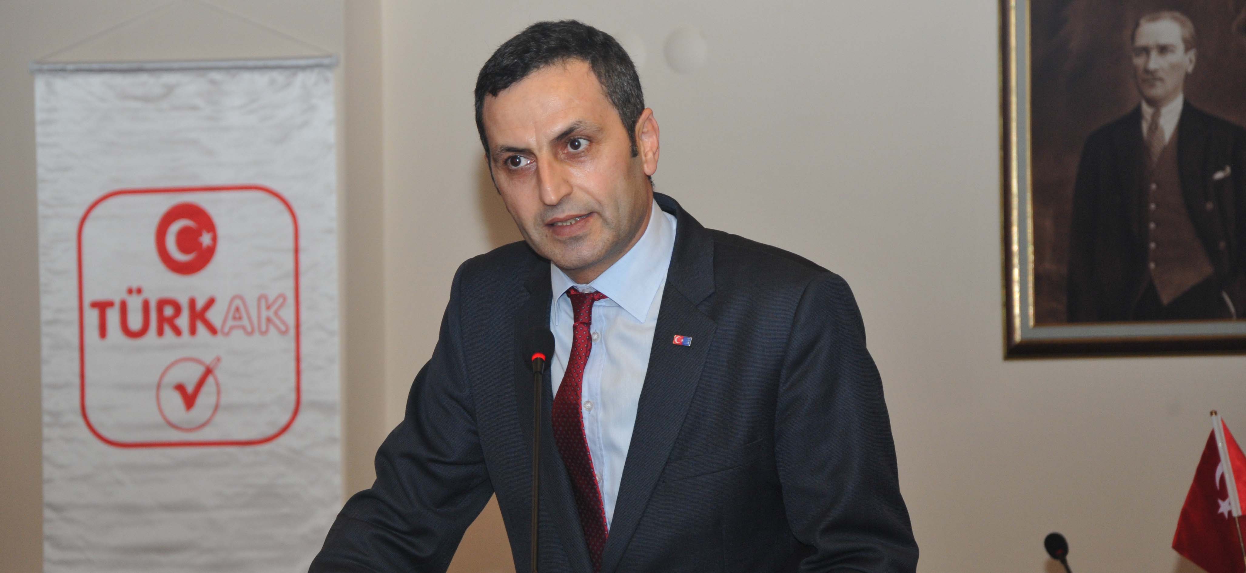 2.-turkak_ahmet-yucel.jpg 2.-turkak_ahmet-yucel.jpg