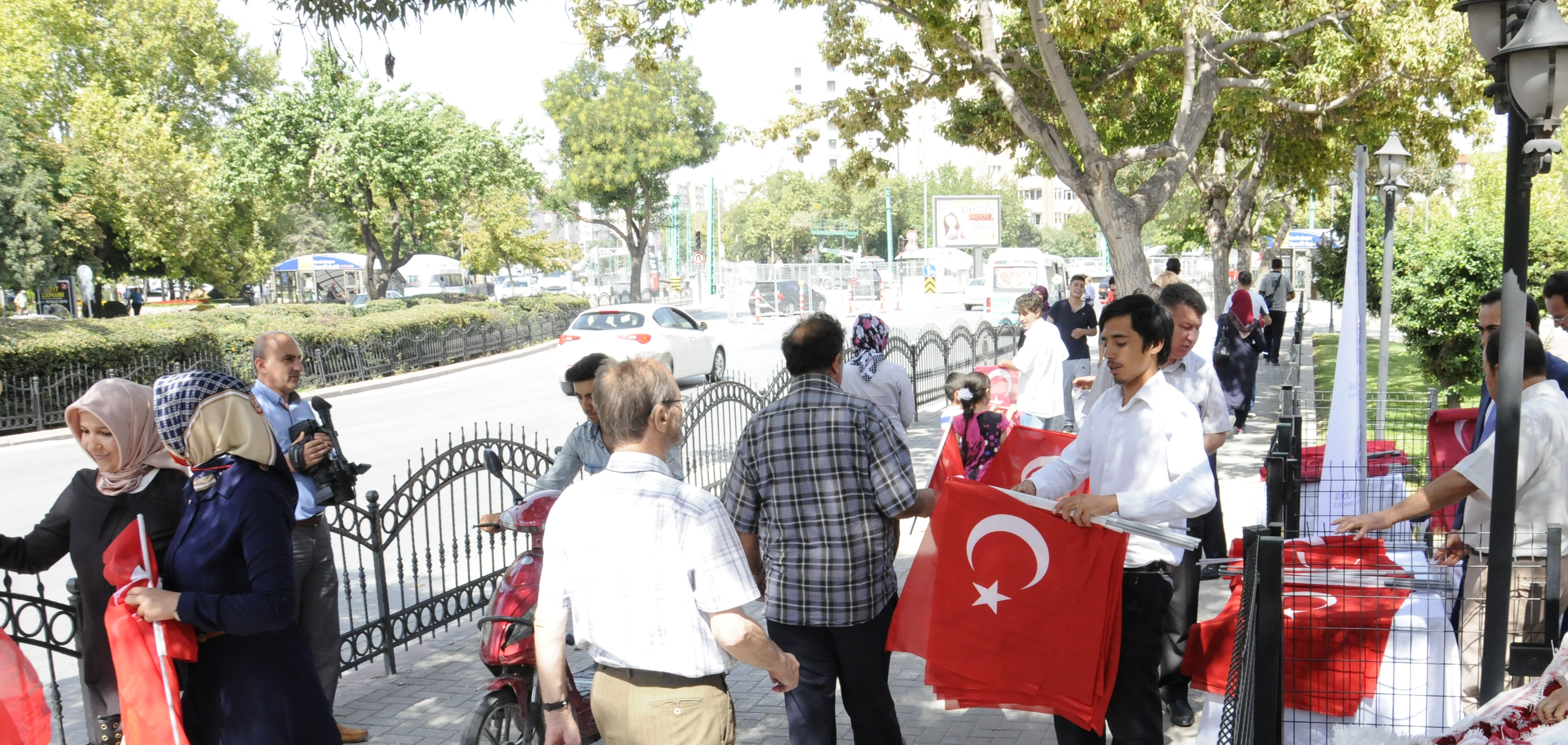 bayrak3-001.JPG